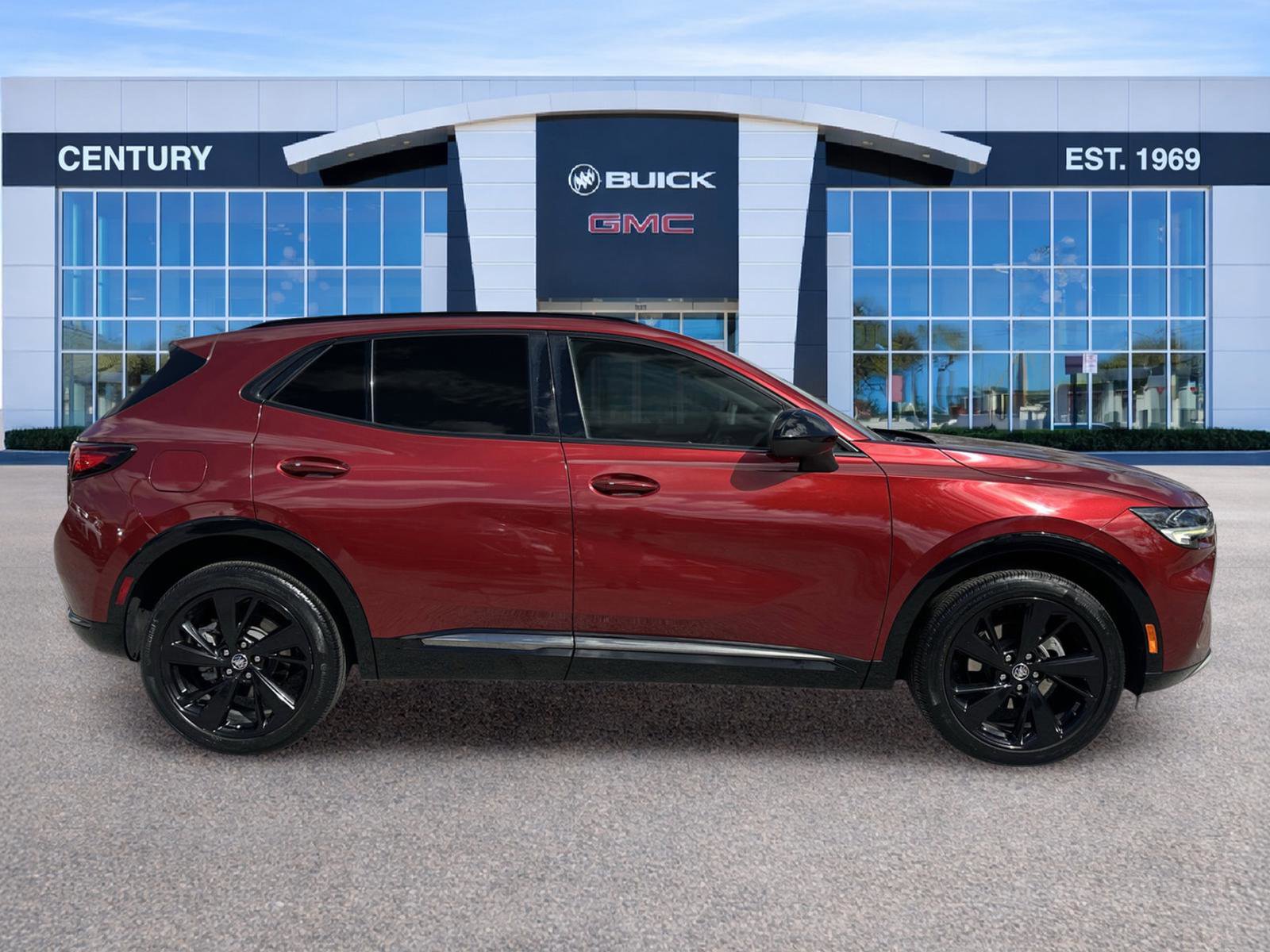 Used 2022 Buick Envision Preferred image 3