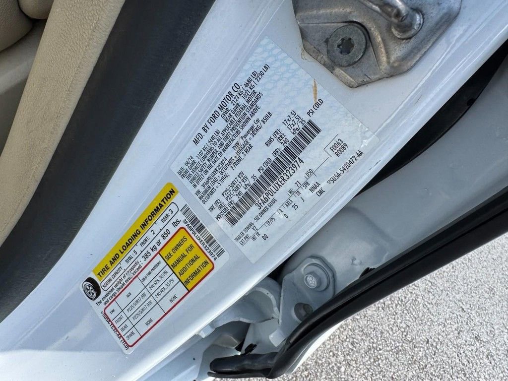 Used 2014 Ford Fusion SE w/ Equipment Group 502A image 22