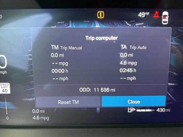 Certified 2025 Volvo XC60 B5 Plus AWD/4WD image 21