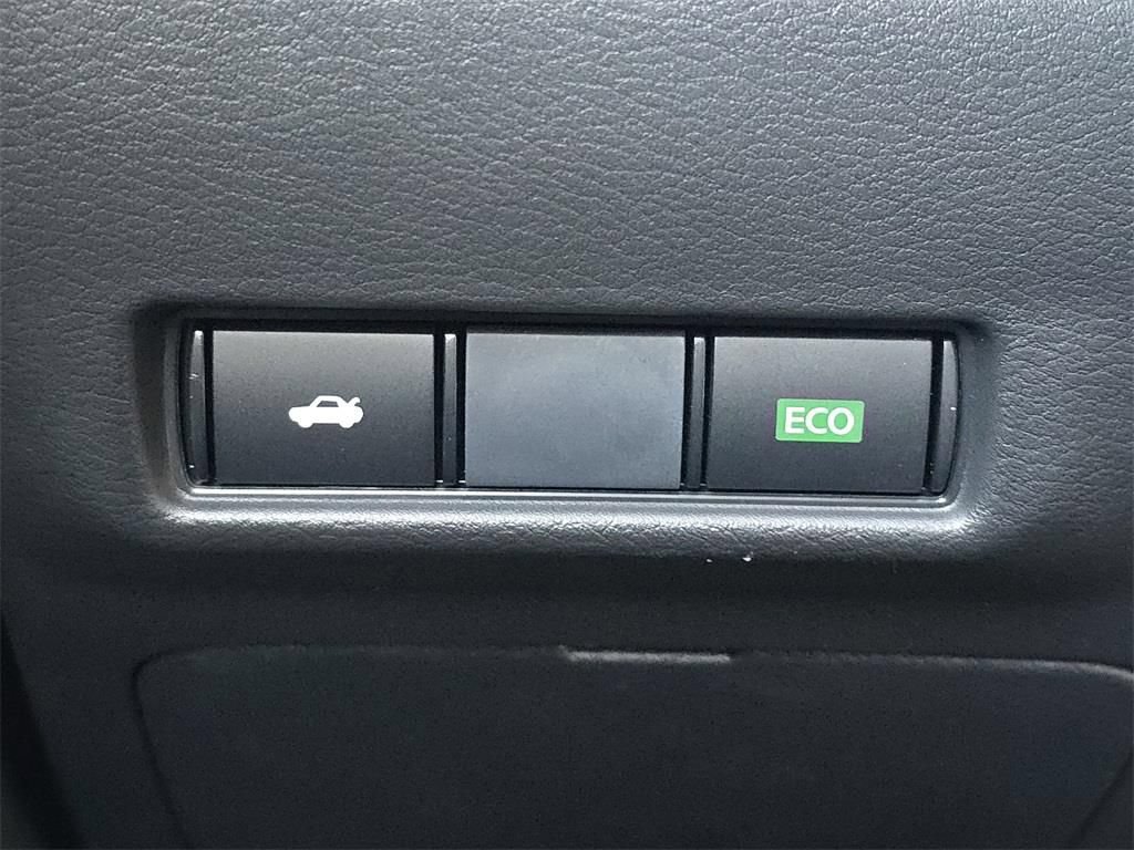 New 2027 Nissan Sentra S w/ Floor Mat Package FWD image 12