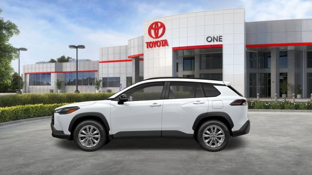 New 2026 Toyota Corolla Cross LE w/ Moonroof Package image 5