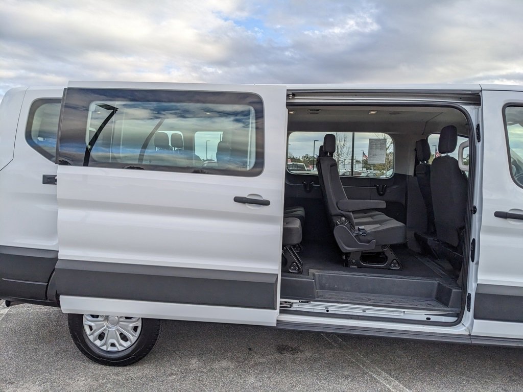 Used 2023 Ford Transit 350 XLT image 41