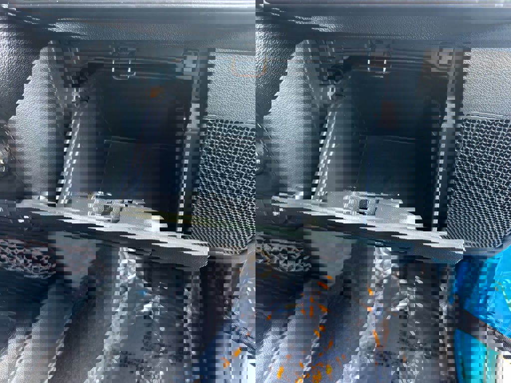 Used 2018 Jeep Wrangler Unlimited Sahara image 10