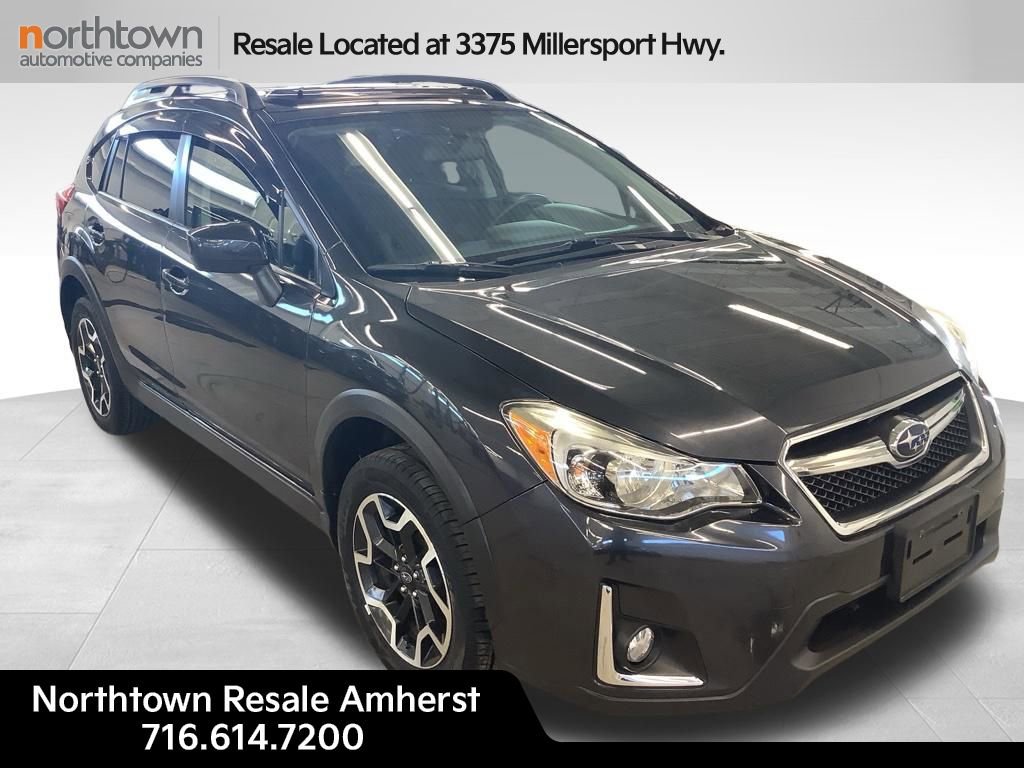 Used 2016 Subaru Crosstrek 2.0i Premium w/ Moonroof Package AWD/4WD image 3