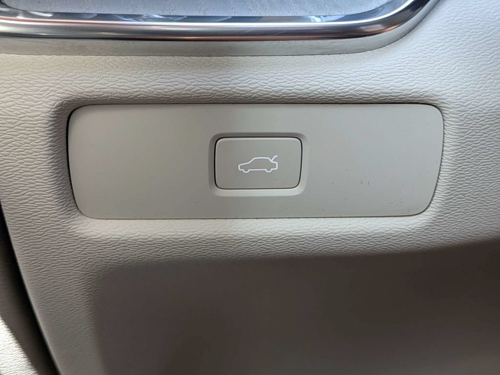 Certified 2024 Volvo S60 B5 Plus w/ Protection Package FWD image 35