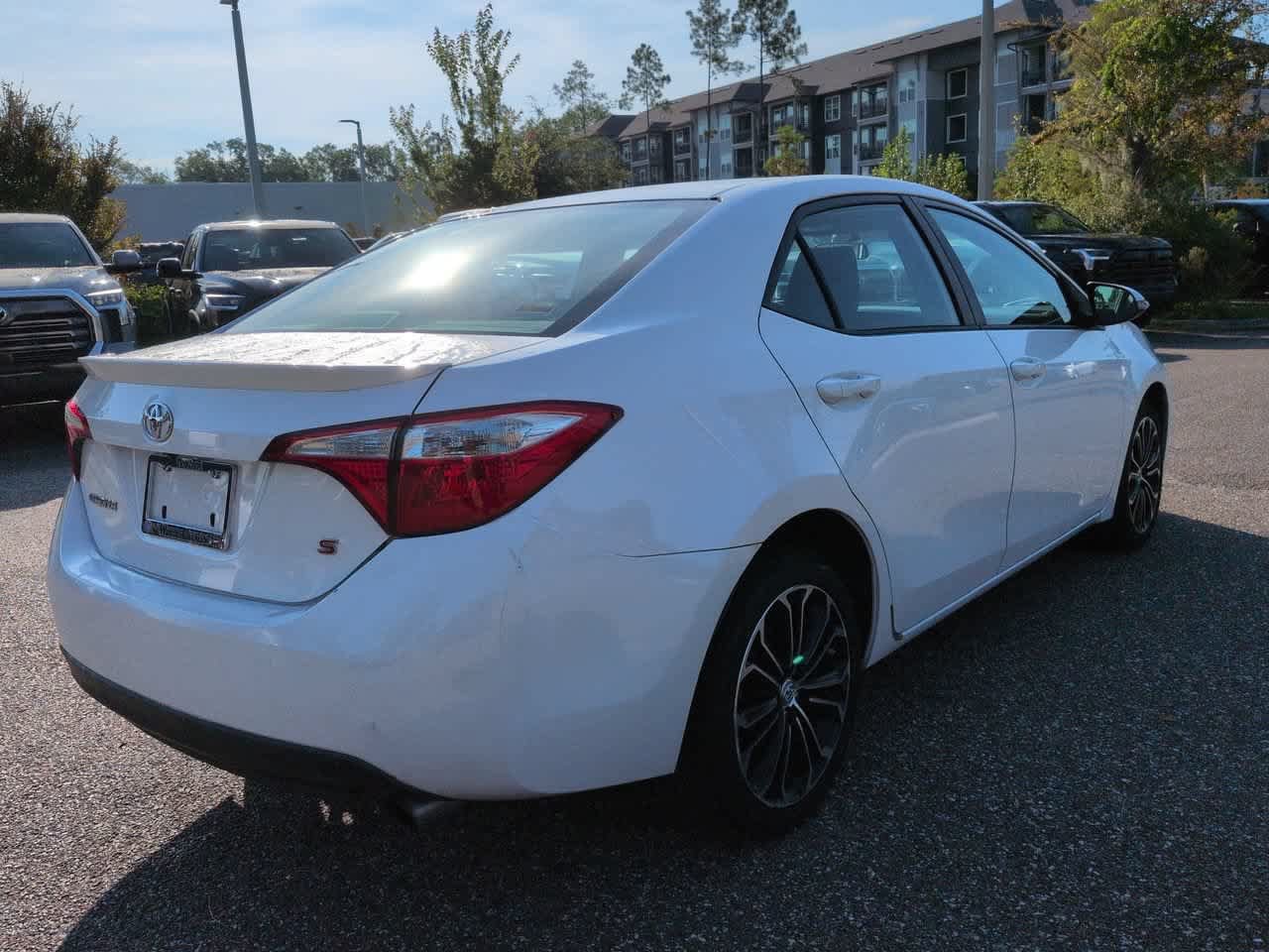 Used 2015 Toyota Corolla S FWD image 6