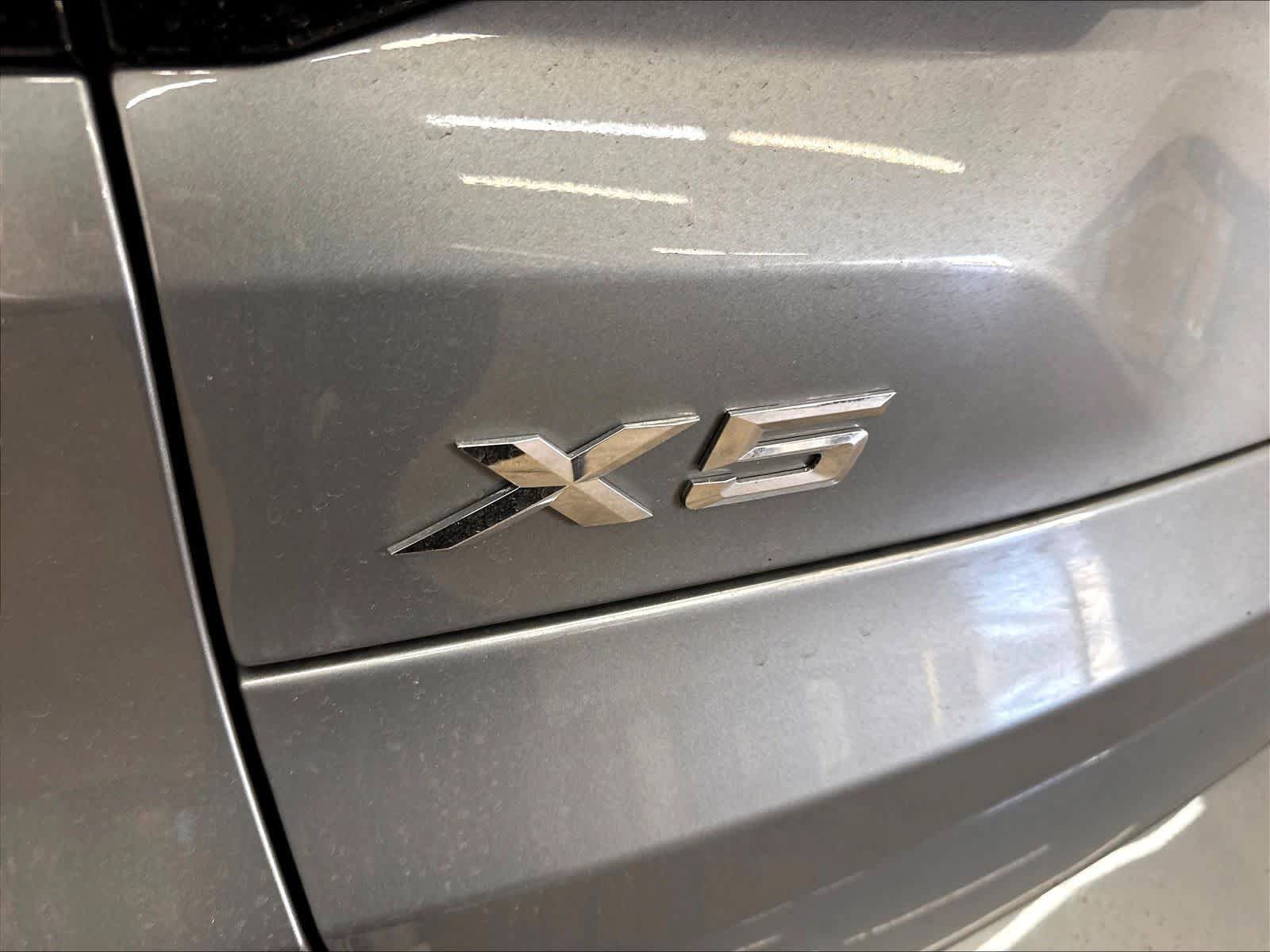 Certified 2025 BMW X5 xDrive40i w/ Executive Package AWD/4WD image 11