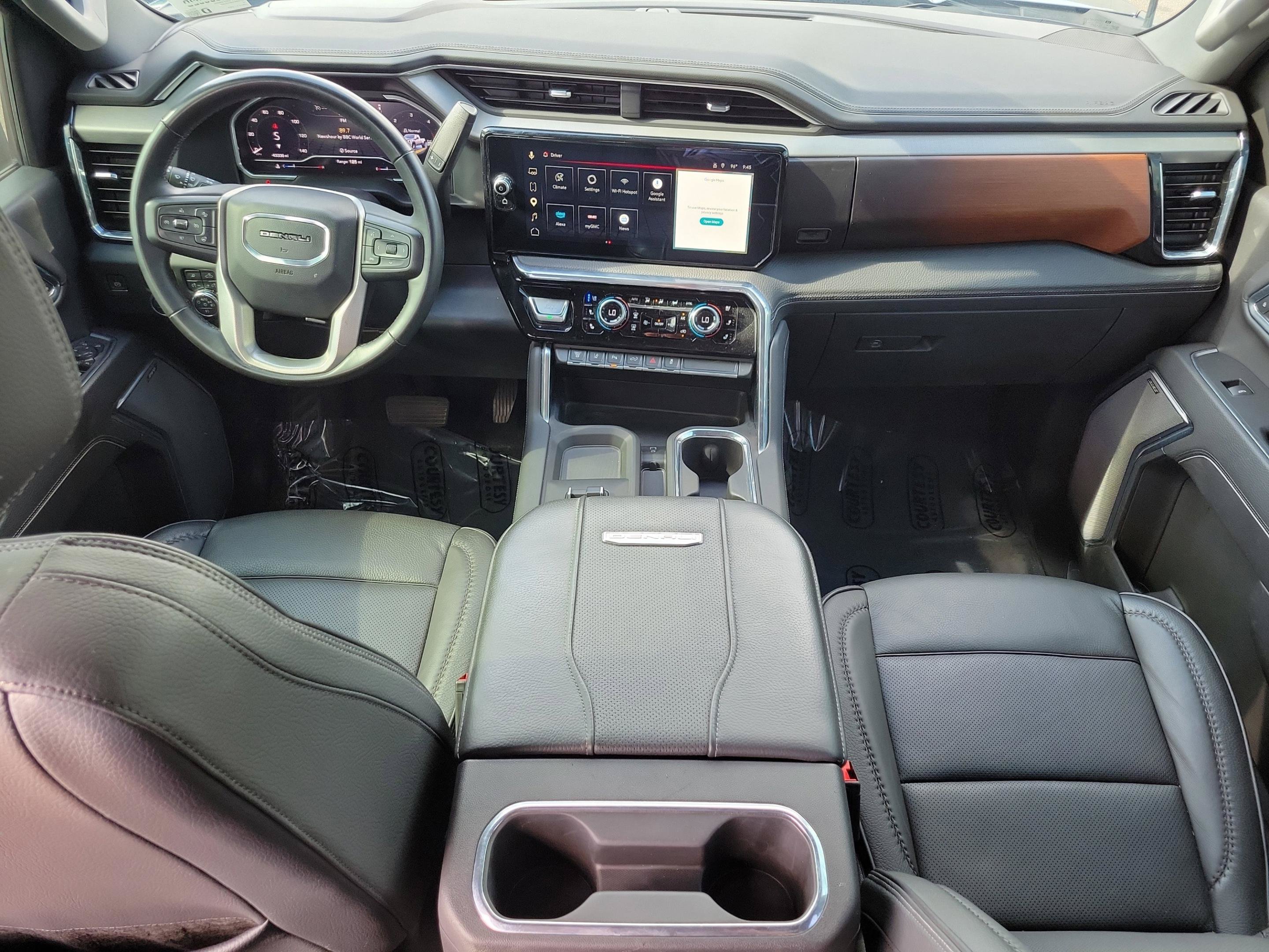 Used 2024 GMC Sierra 3500 Denali AWD/4WD image 5