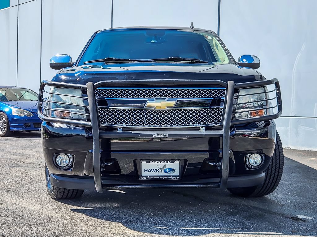 Used 2011 Chevrolet Suburban LTZ AWD/4WD image 4