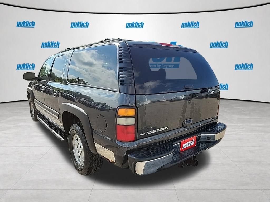 Used 2006 Chevrolet Suburban LT w/ Preferred Equipment Group AWD/4WD image 5