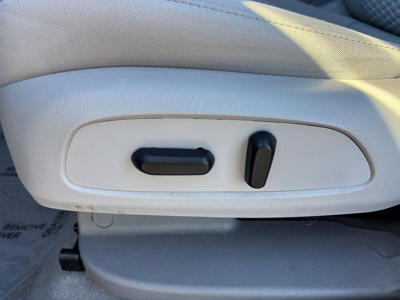 Used 2019 GMC Acadia SLE w/ Driver Alert Package I image 22