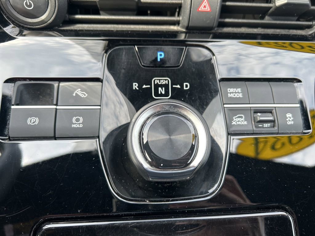 Used 2024 Subaru Solterra Premium image 23