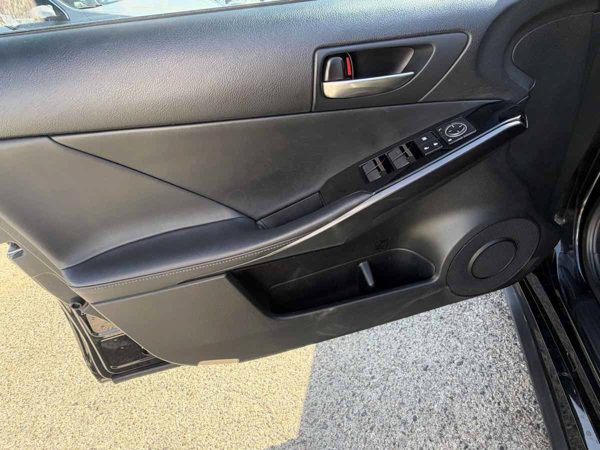 Used 2022 Lexus IS 300 w/ Accessory Package RWD image 10