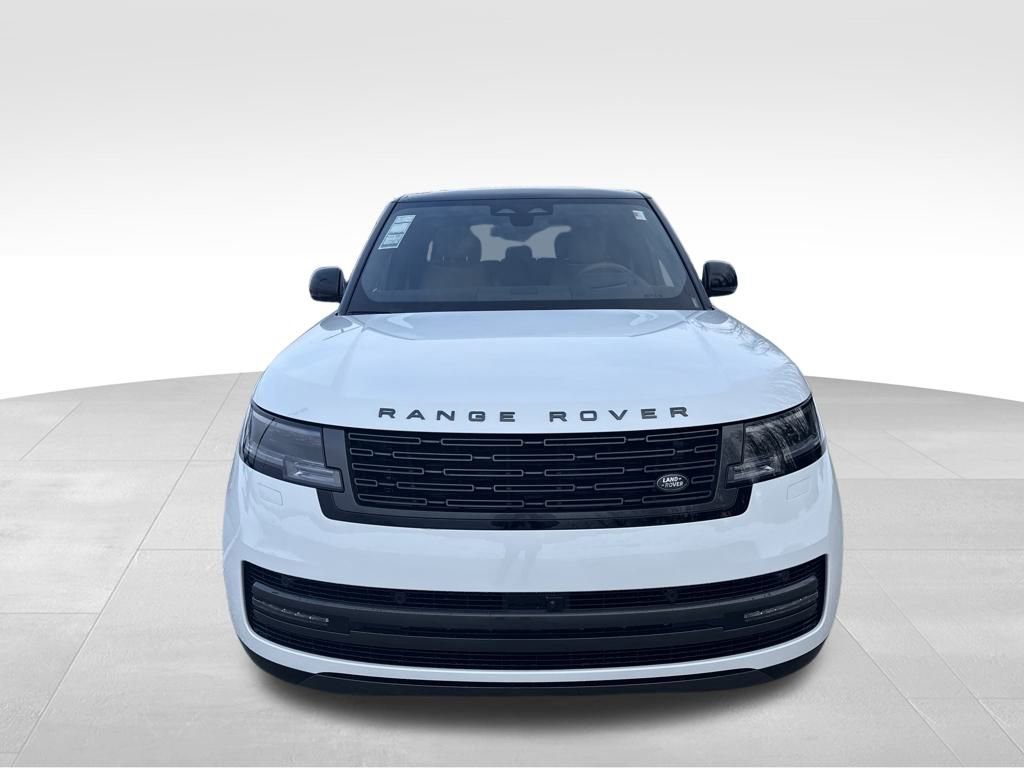 New 2026 Land Rover Range Rover Long Wheelbase SE image 4