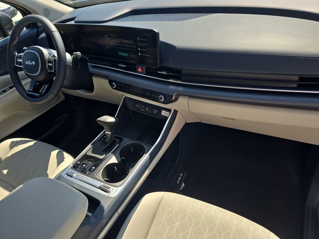 New 2026 Kia Carnival SX FWD image 12