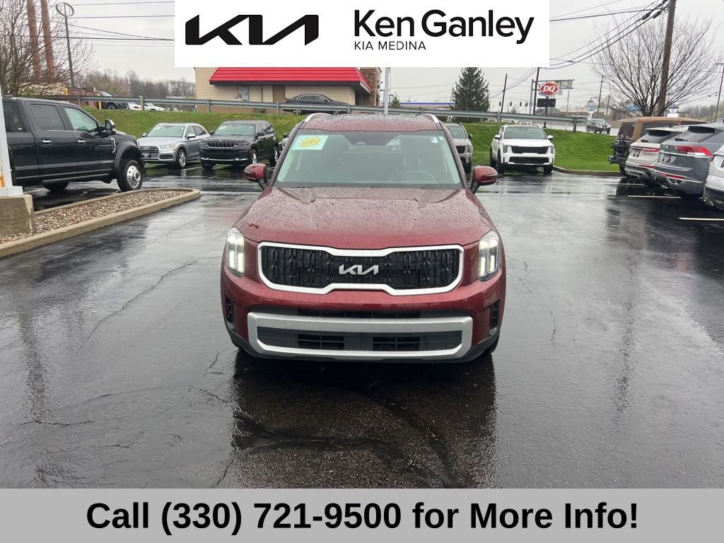 Certified 2023 Kia Telluride EX w/ EX Captain's Chair Package image 5