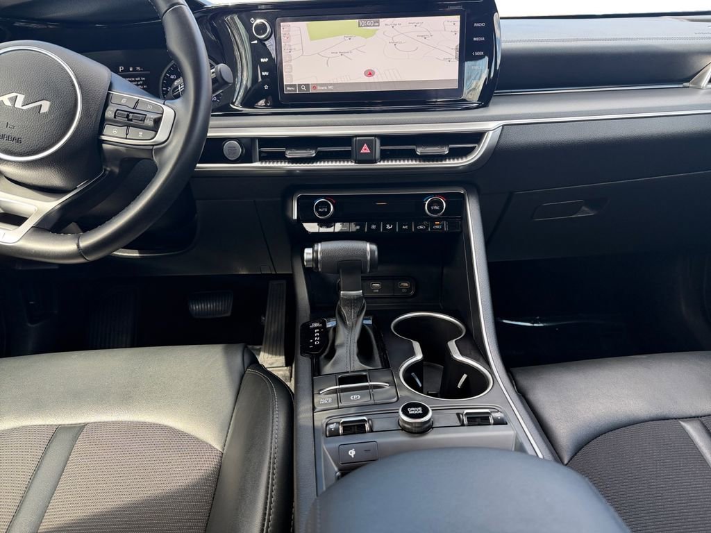 Used 2024 Kia K5 GT-Line w/ GT-Line Premium Package image 11