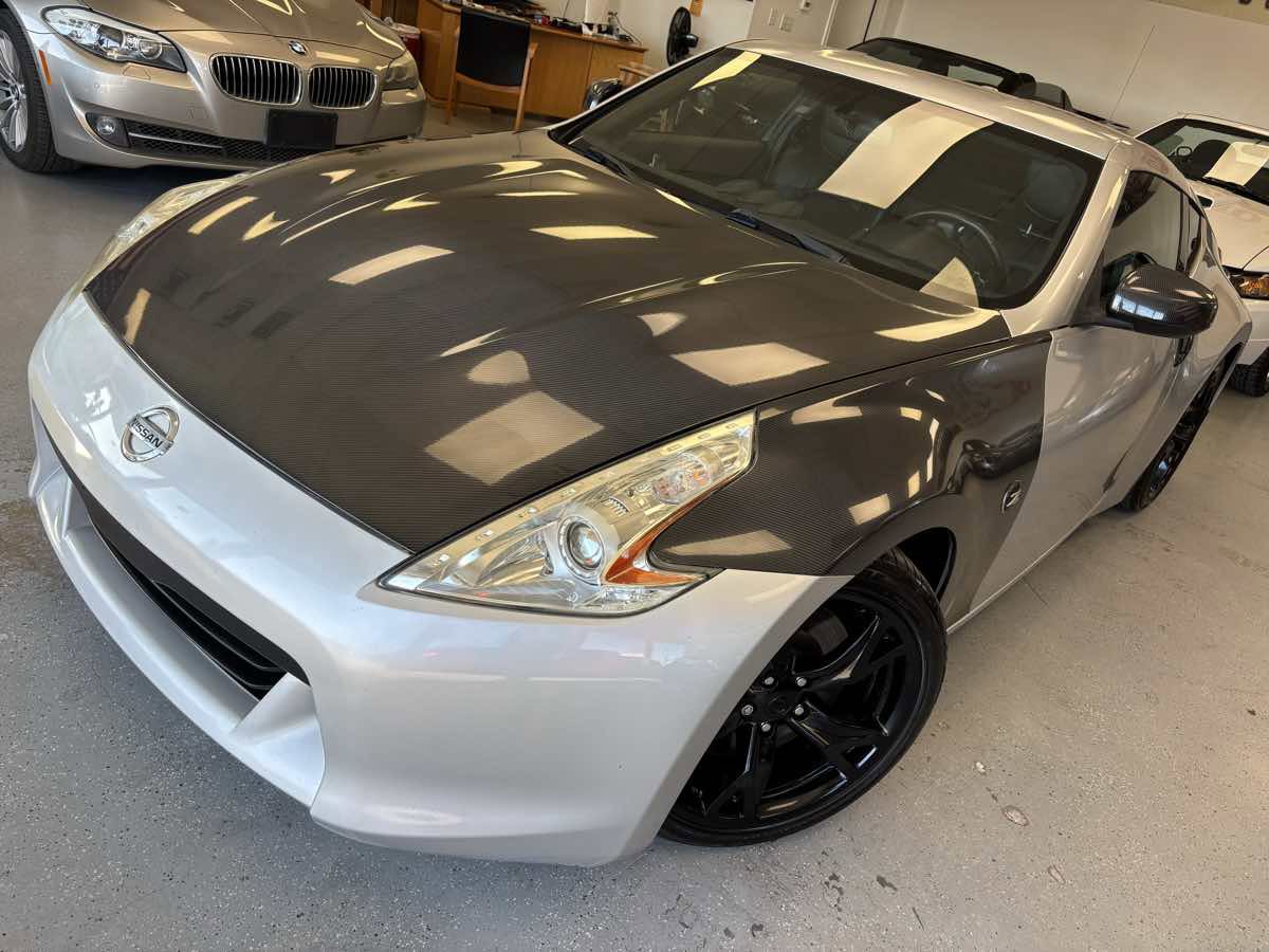 Used 2012 Nissan 370Z Touring w/ Sport Pkg image 6