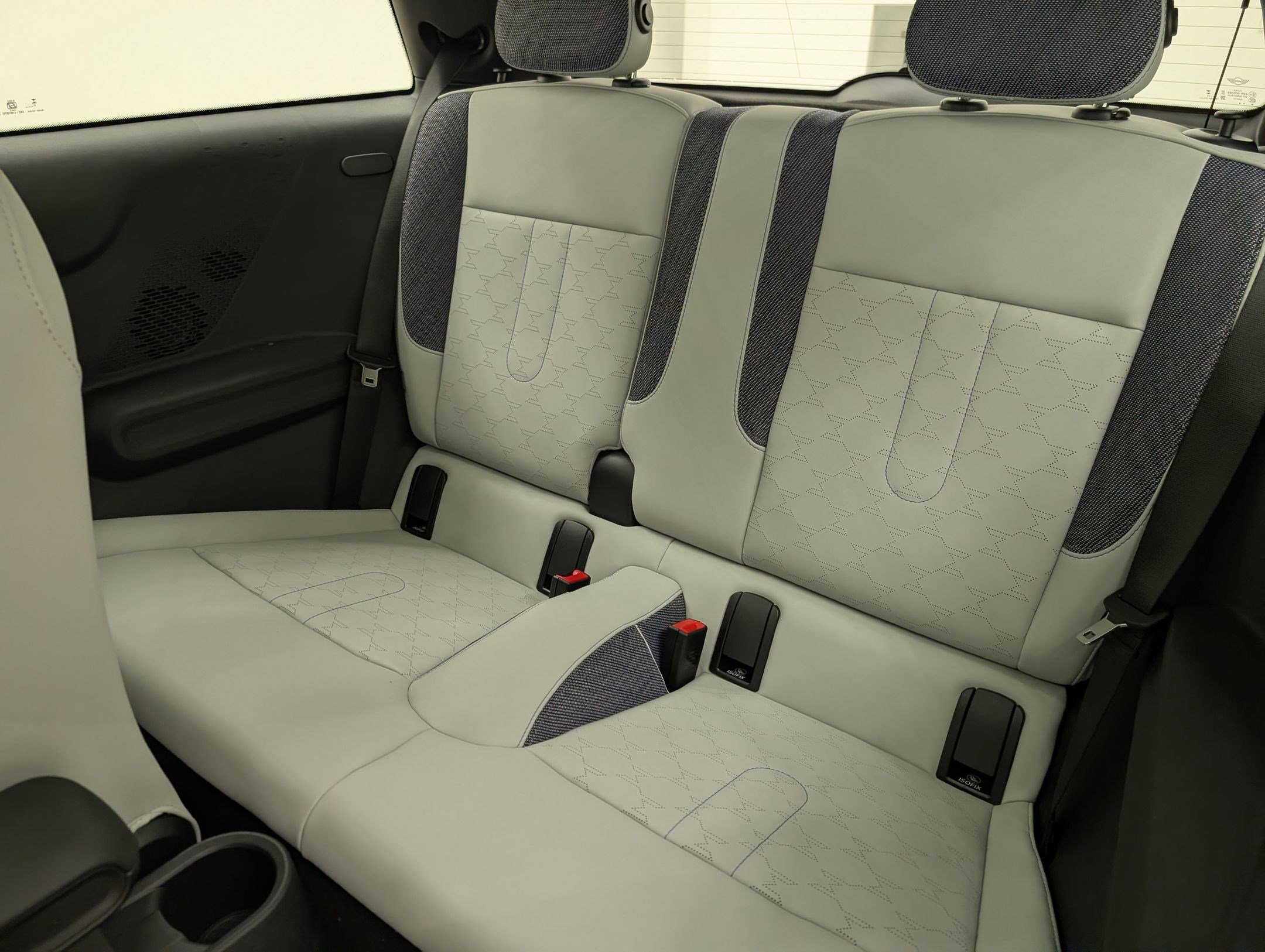 New 2026 MINI Cooper S image 25