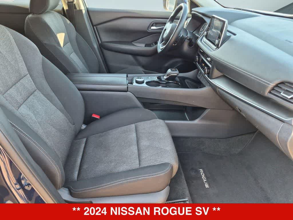 Used 2024 Nissan Rogue SV AWD/4WD image 20