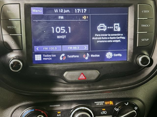 Used 2023 Kia Soul LX w/ LX Technology Package FWD image 23