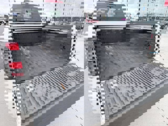 Certified 2025 Nissan Frontier SV w/ SV Convenience Package image 9