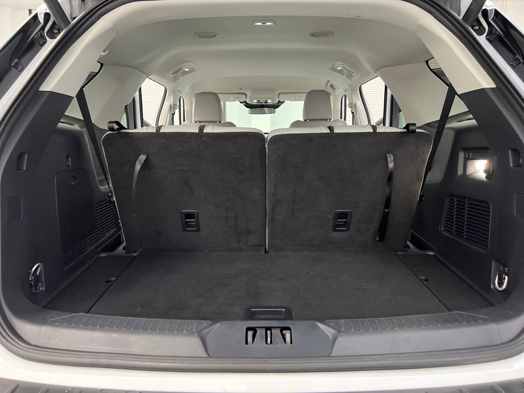 Used 2025 Ford Explorer Active w/ Active Comfort Package image 36