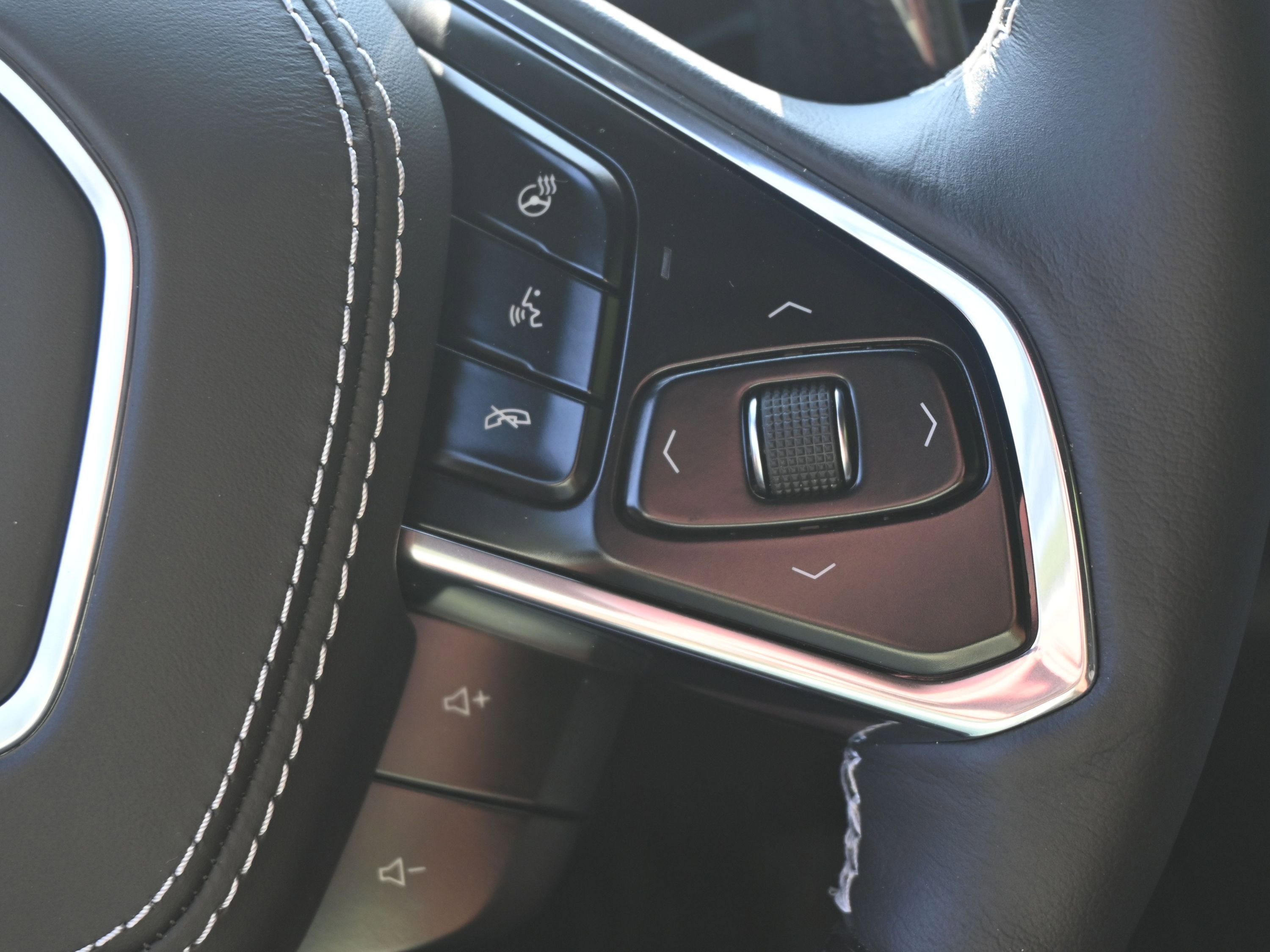 Used 2024 Chevrolet Corvette Z06 image 38