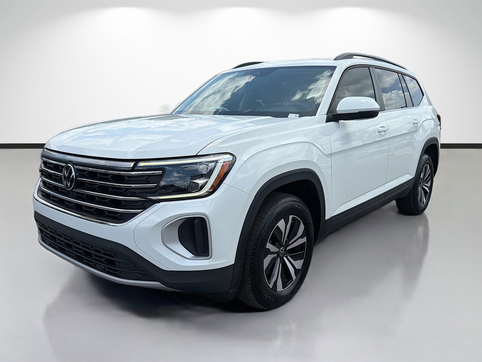 Used 2024 Volkswagen Atlas SE FWD image 7