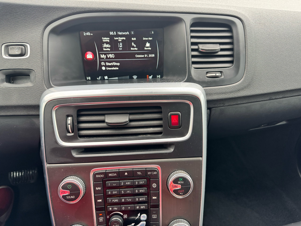 Used 2015 Volvo V60 T5 Platinum image 20