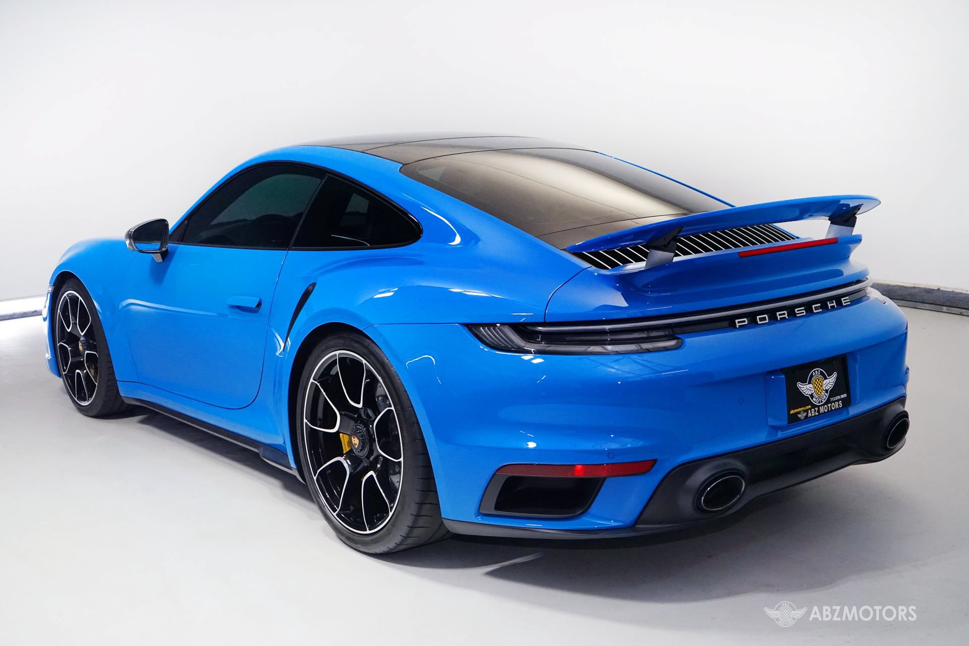 Used 2022 Porsche 911 Turbo S AWD/4WD image 6