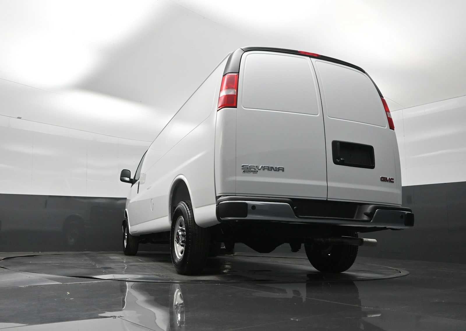 New 2026 GMC Savana 3500 Extended w/ Driver Convenience Package RWD image 36