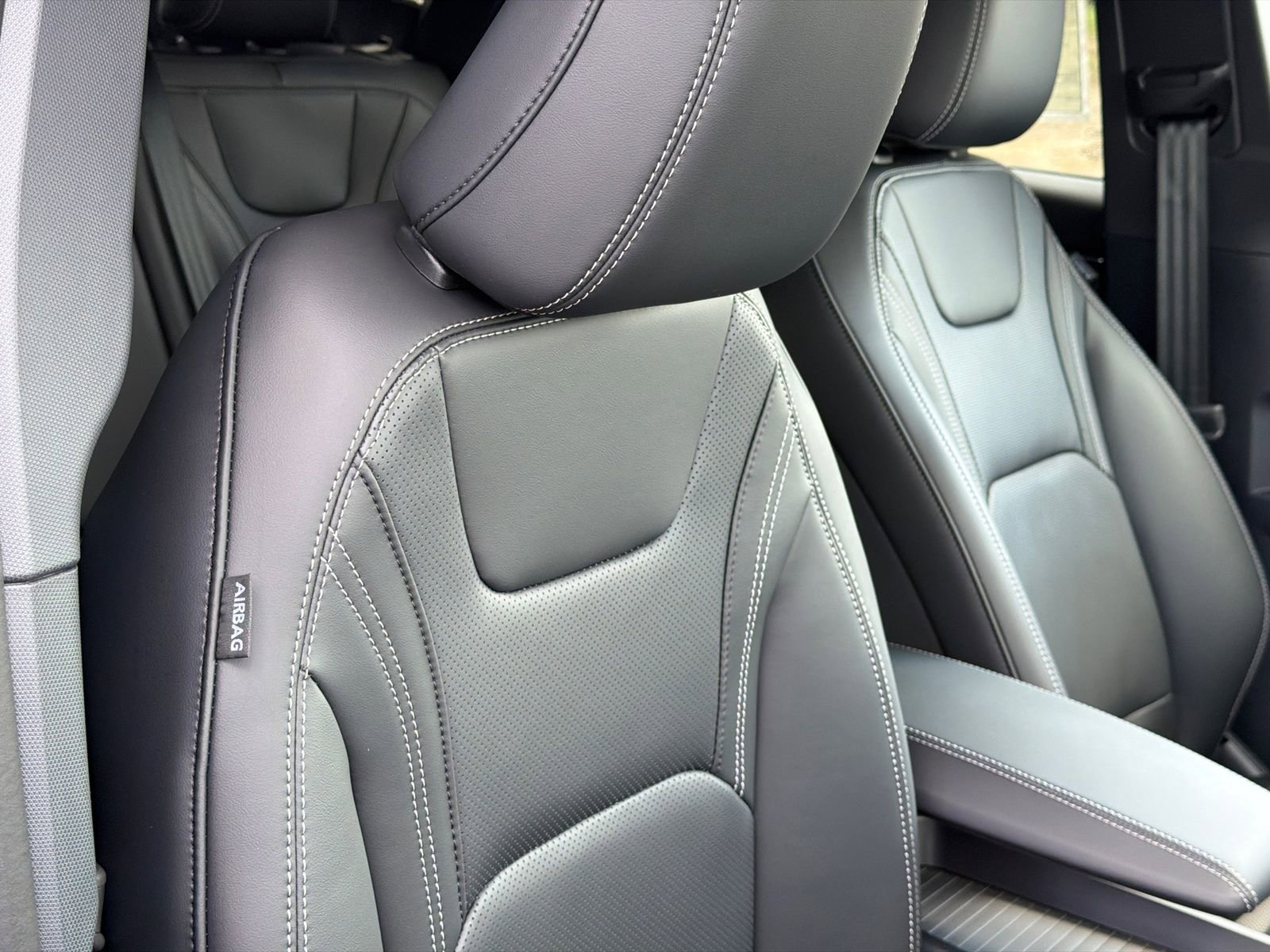 New 2026 Ford Mustang Mach-E Premium w/ Technology Package AWD/4WD image 9