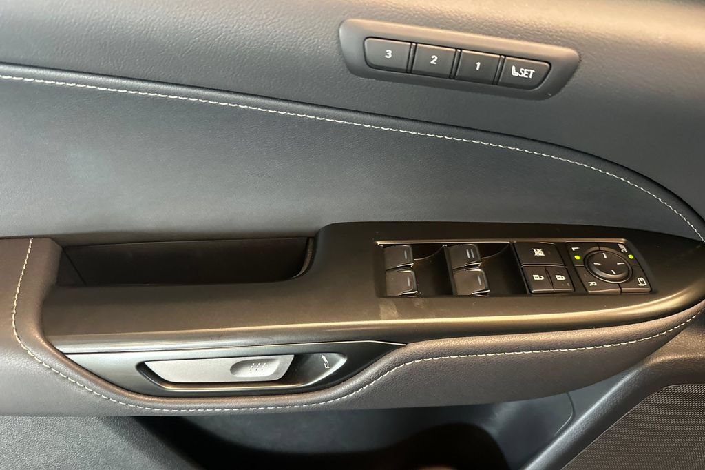 Certified 2025 Lexus NX 350h AWD w/ Accessory Package (2T) image 11