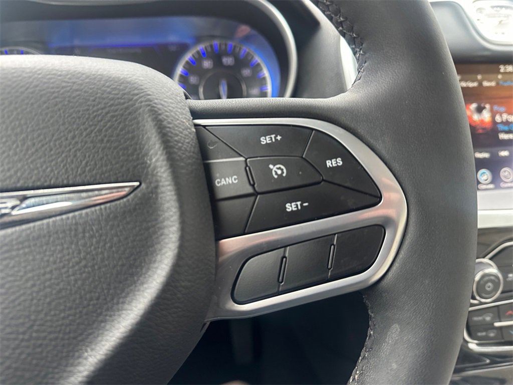Used 2023 Chrysler 300 Touring L w/ Popular Equipment Group image 31