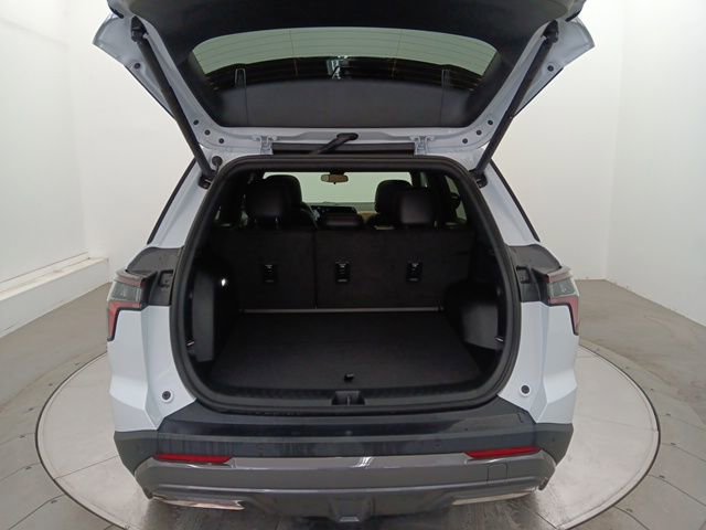 New 2026 Chevrolet Equinox ACTIV w/ Convenience Package III image 24