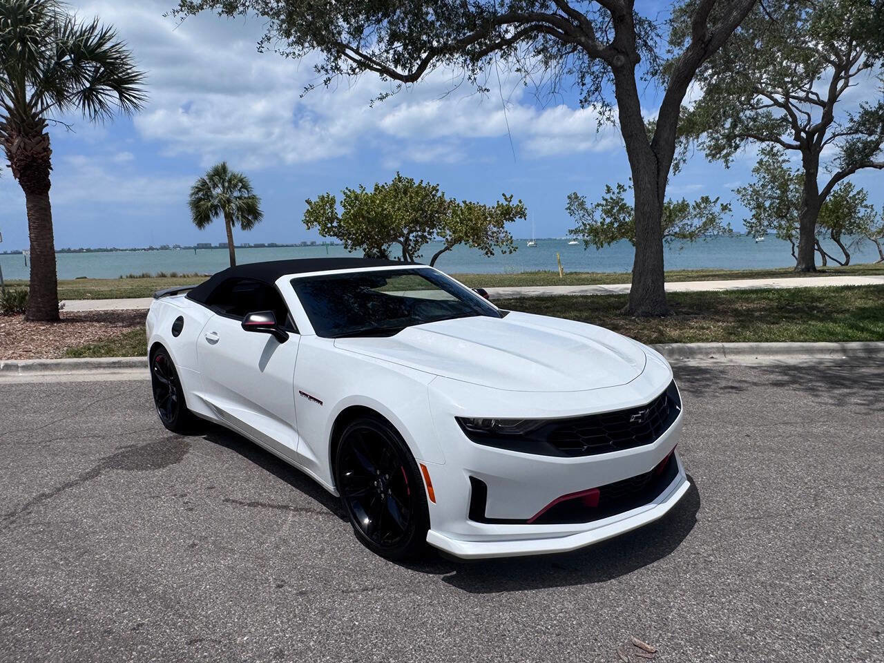 Used 2023 Chevrolet Camaro LT w/ Redline Edition RWD image 10