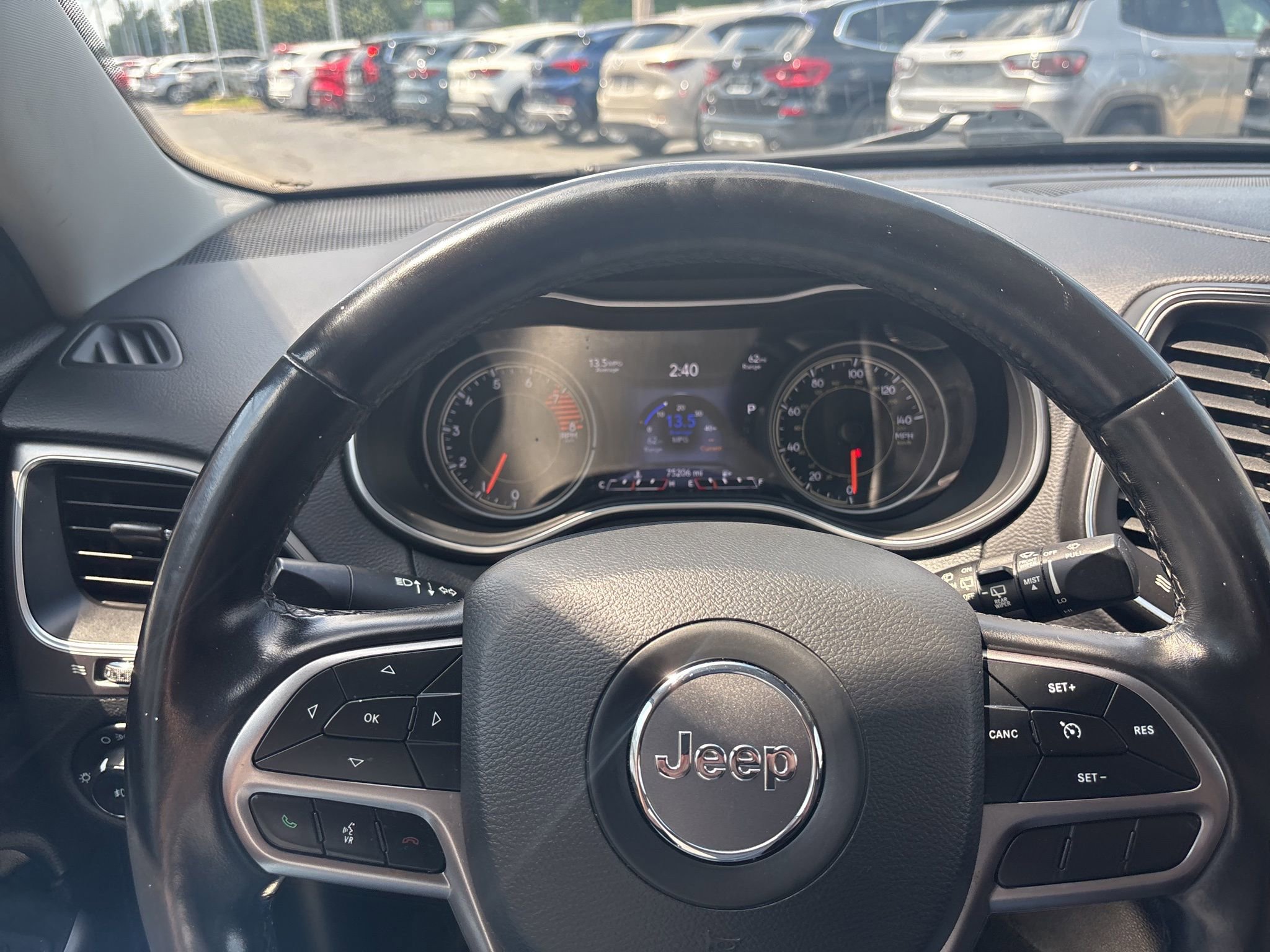 Used 2021 Jeep Cherokee Latitude Lux w/ Comfort/Convenience Group image 26
