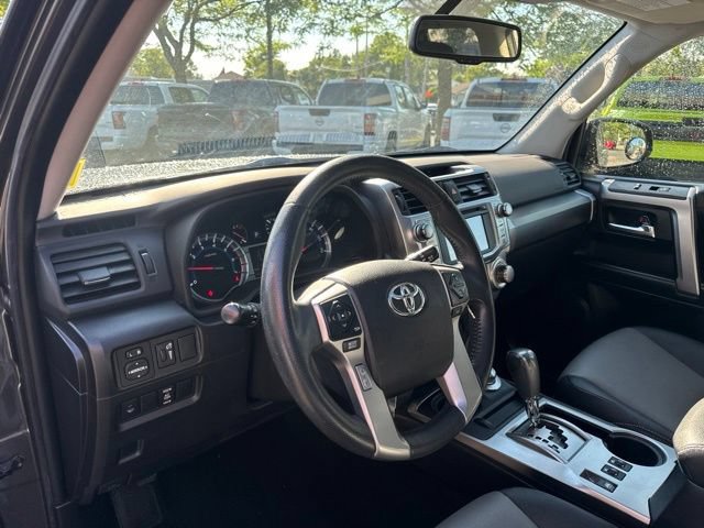 Used 2018 Toyota 4Runner SR5 Premium AWD/4WD image 9