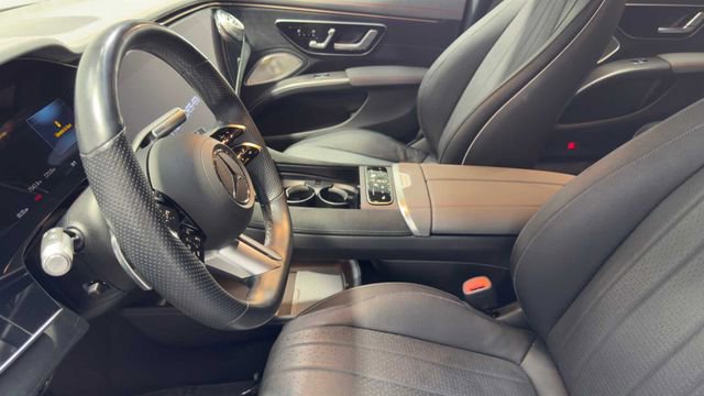 Used 2022 Mercedes-Benz EQS 580 4MATIC Sedan image 23