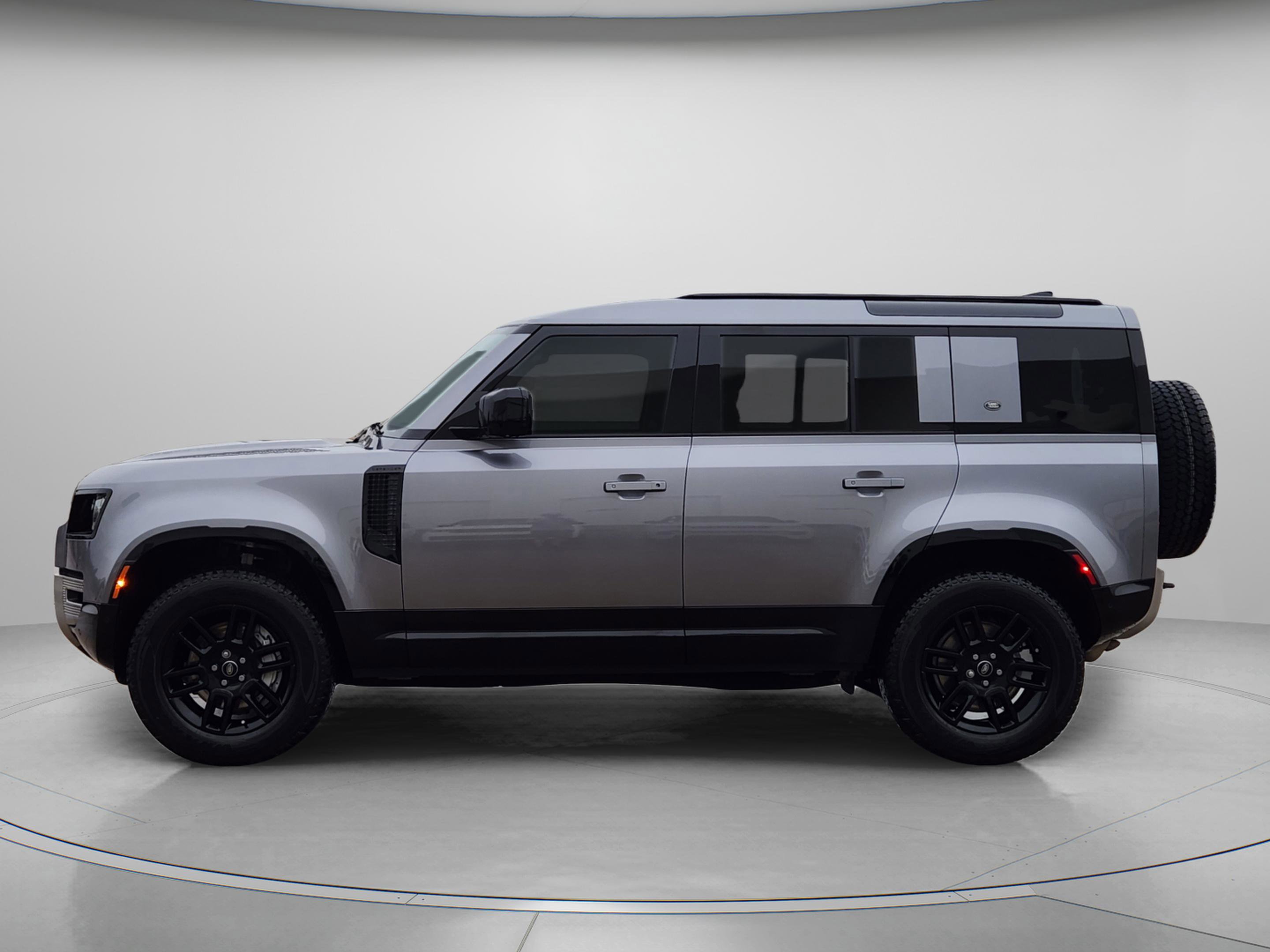 Certified 2023 Land Rover Defender 110 SE AWD/4WD video 2
