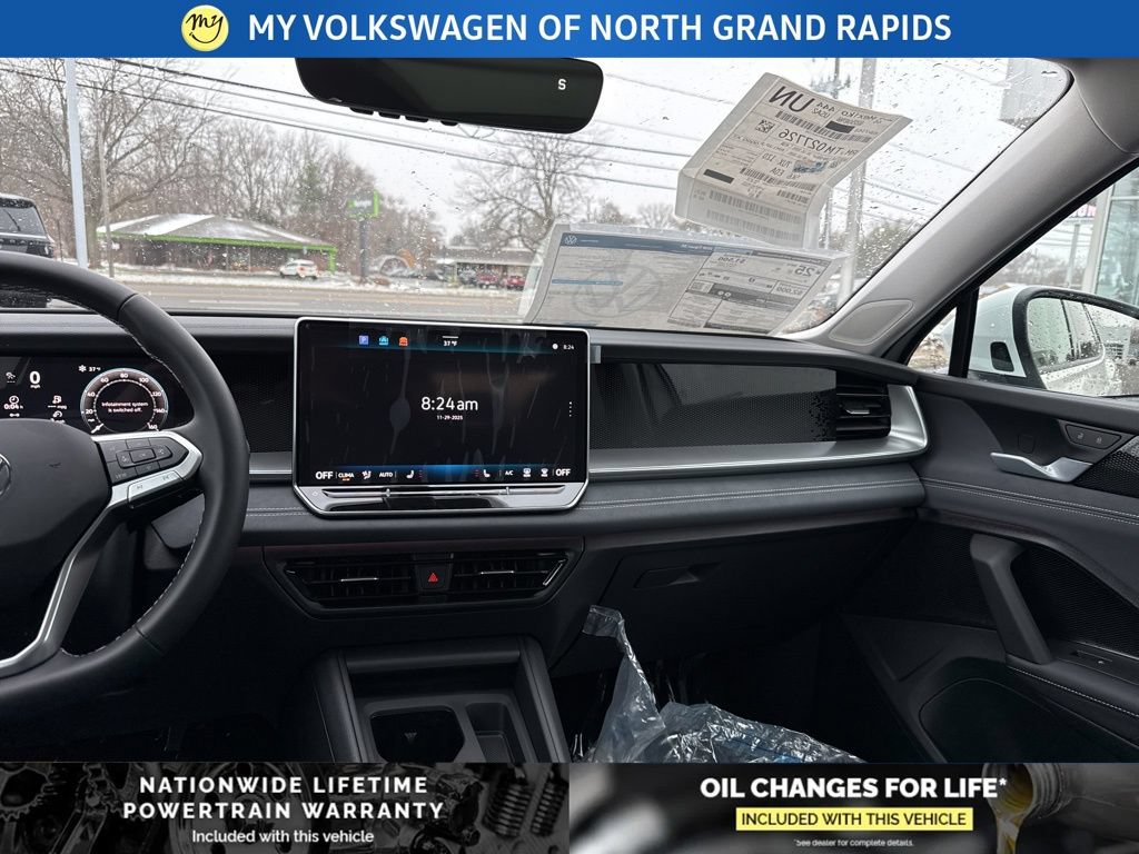 New 2026 Volkswagen Tiguan SE AWD/4WD image 9
