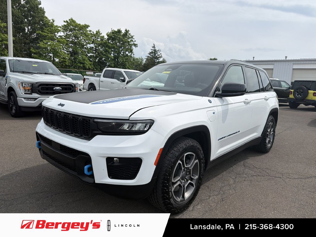 Used 2023 Jeep Grand Cherokee Trailhawk w/ Luxury Tech Group III