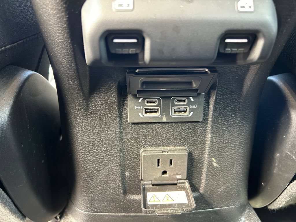 Used 2024 Jeep Wrangler Unlimited Rubicon 4xe AWD/4WD image 18