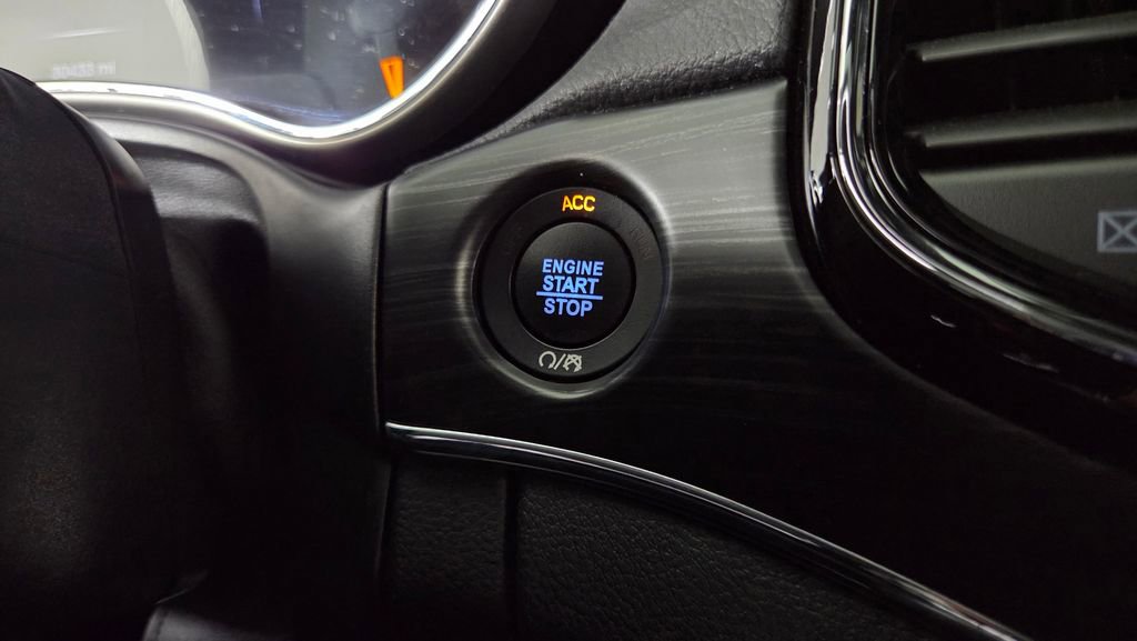 Used 2020 Jeep Grand Cherokee Limited w/ Luxury Group II AWD/4WD image 23