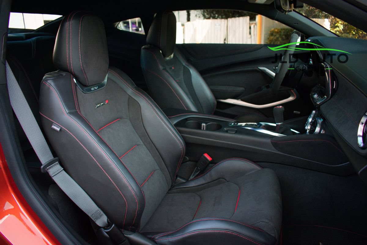 Used 2022 Chevrolet Camaro ZL1 RWD image 11
