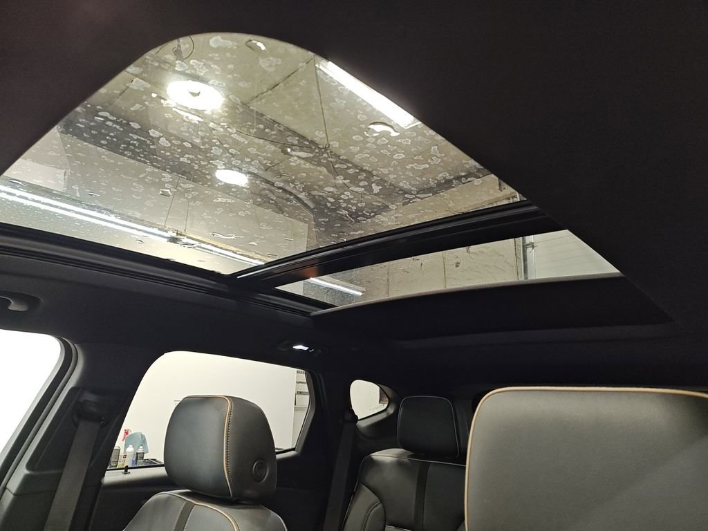 Used 2022 Chevrolet Blazer Premier AWD/4WD image 29