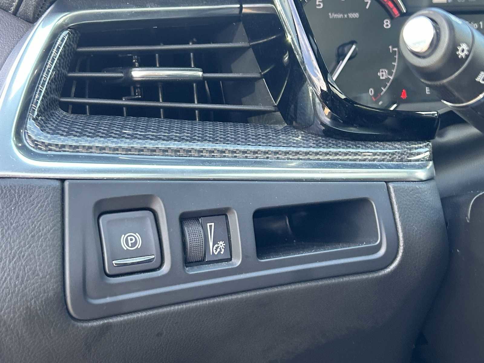 Used 2024 Cadillac XT5 Sportv image 18