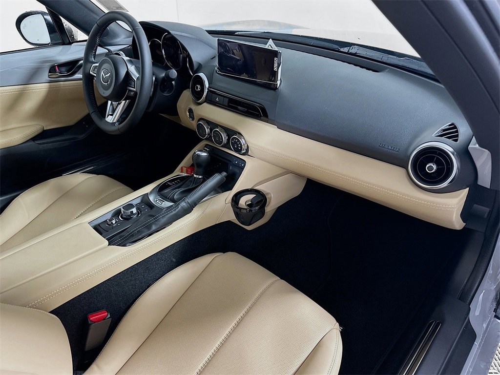 New 2025 MAZDA MX-5 Miata RF Grand Touring w/ Appearance Package image 33