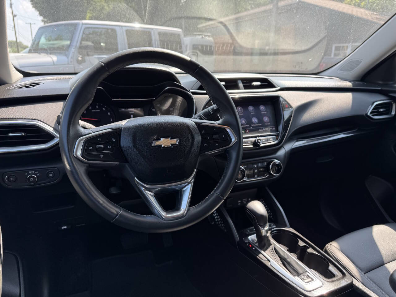 Used 2021 Chevrolet TrailBlazer LT w/ Premium Seating Package image 29